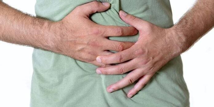Abdominal pain can be a symptom of helminthiasis. 