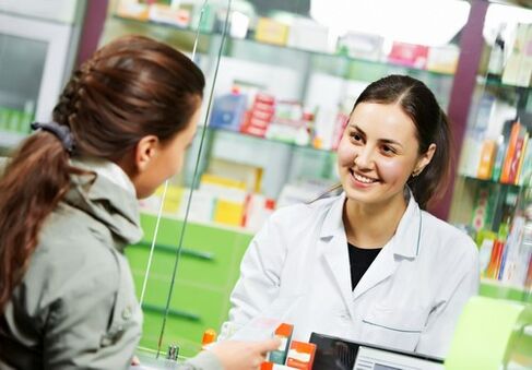 choosing a medicine for parasites at the pharmacy
